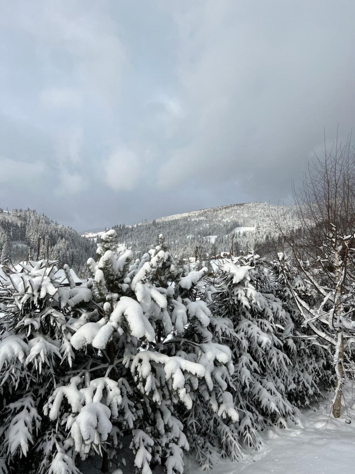 Aura Karpat Hotel Bukovel Luaran gambar
